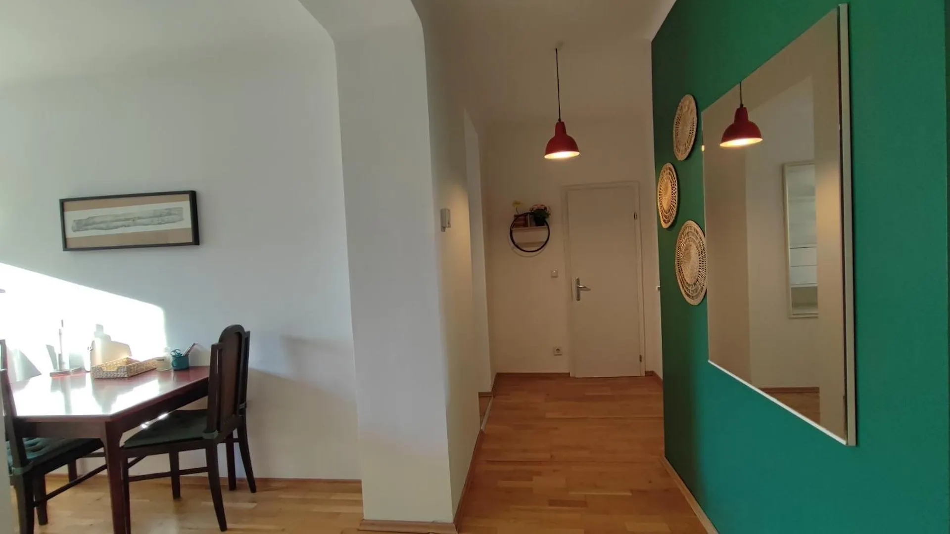 Apartment Sonnige Wohnung Mit Parkblick Nahe Schoenbrunn Vienna